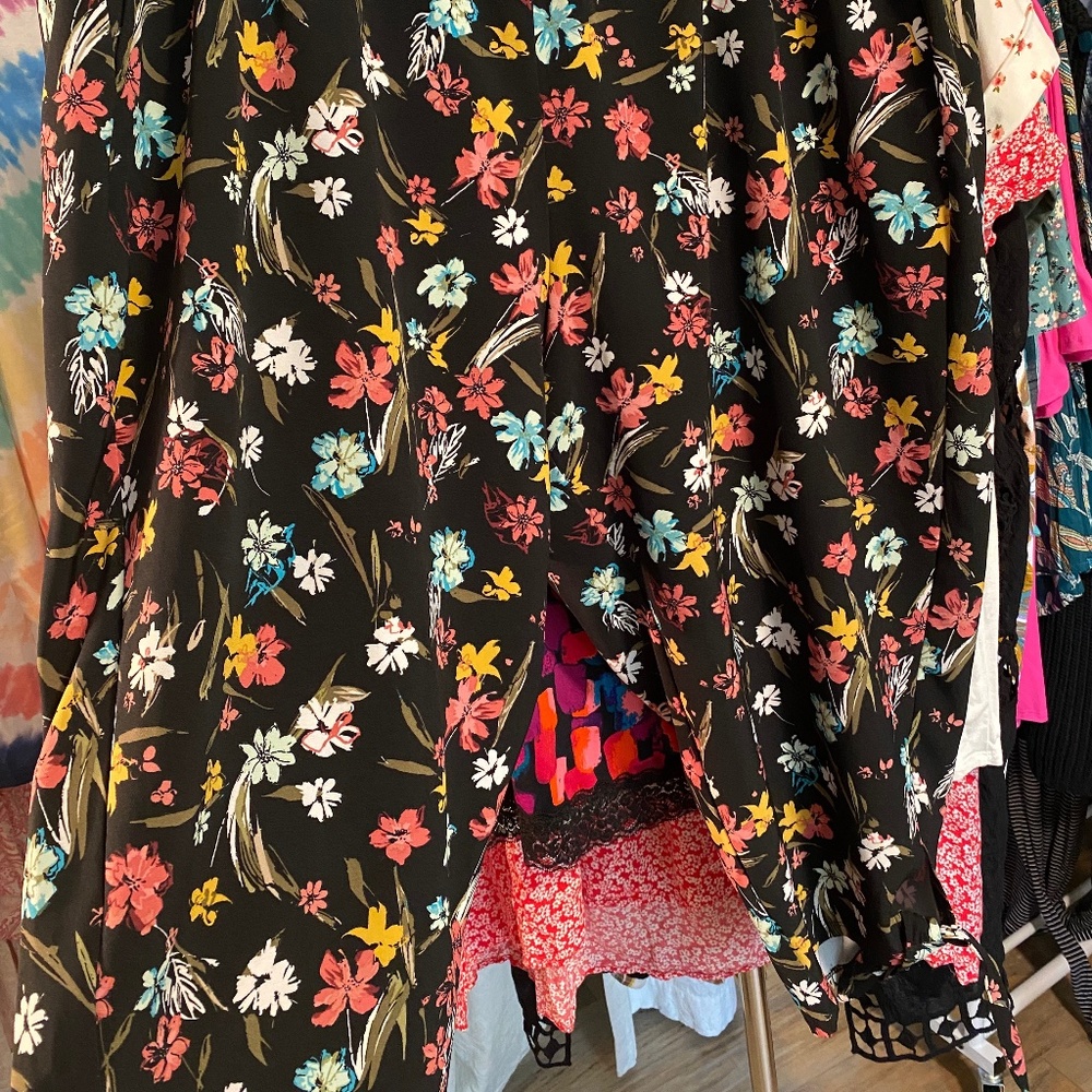 Cropped flower pants